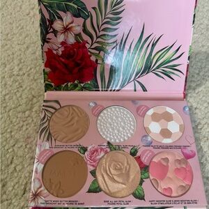 Physicians Formula Blush & Bronzer Palette with Pink and Brown Shades